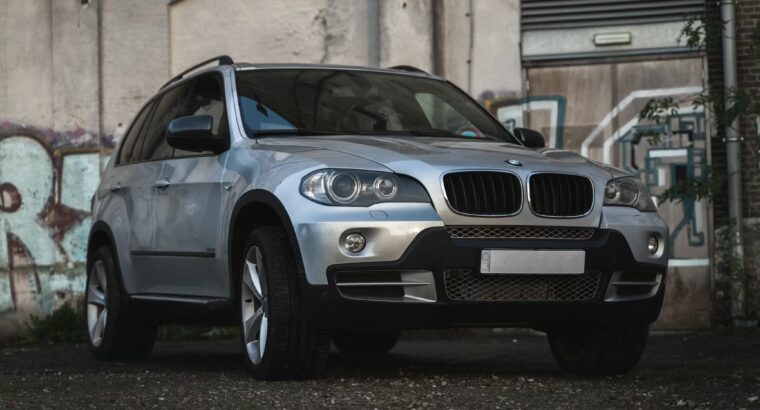 featured-car-img